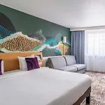 Novotel Paris Le Pont Hotel