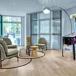 Novotel Paris Le Pont Hotel