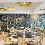 Hotel Novotel Paris Le Pont 4*