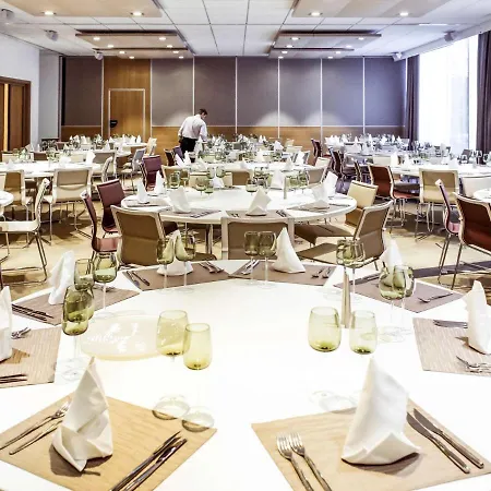 Novotel Paris Le Pont Hotel 4*
