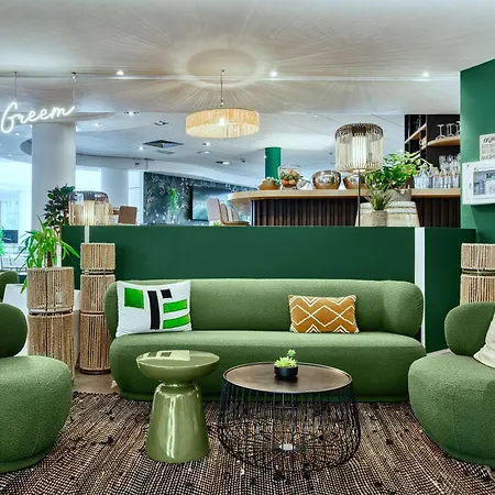 Hotel Novotel Paris Le Pont