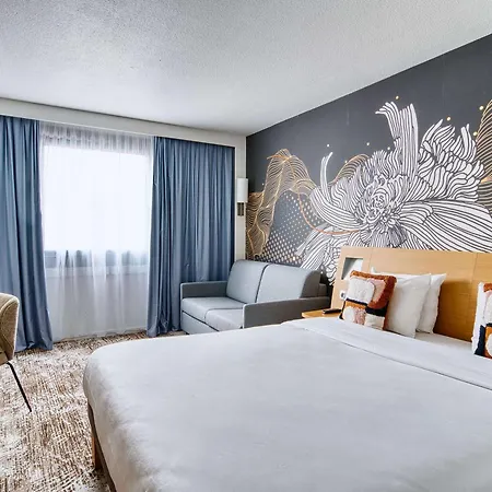 Novotel Paris Le Pont Hotel 4*