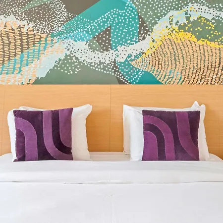 Novotel Paris Le Pont 4*