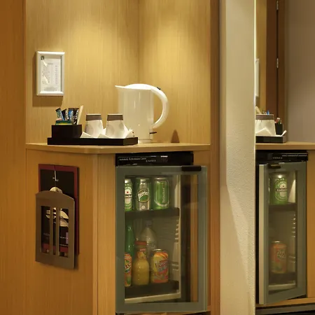 Novotel Paris Le Pont Hotel 4*