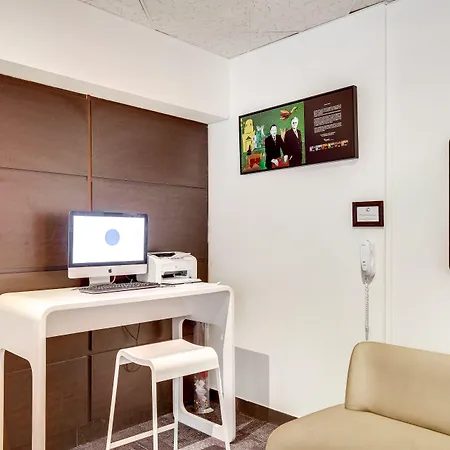 Novotel Paris Le Pont Hotel