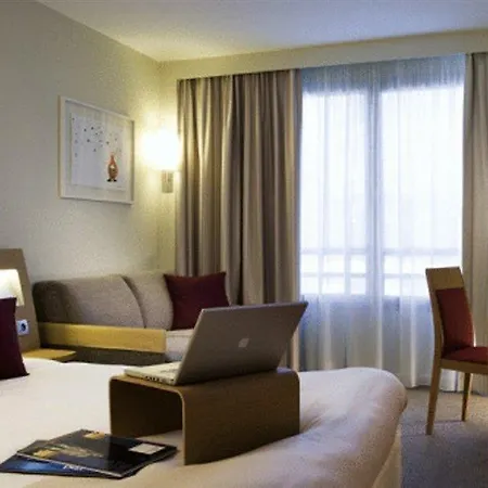 Hotel Novotel Paris Le Pont