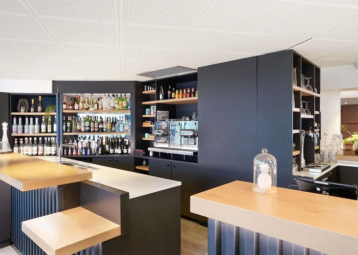 Novotel Paris Le Pont Szálloda 4*