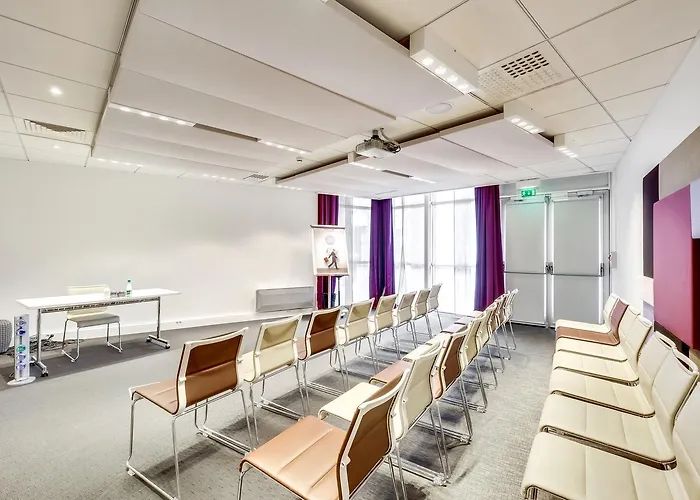 Novotel Paris Le Pont 4*